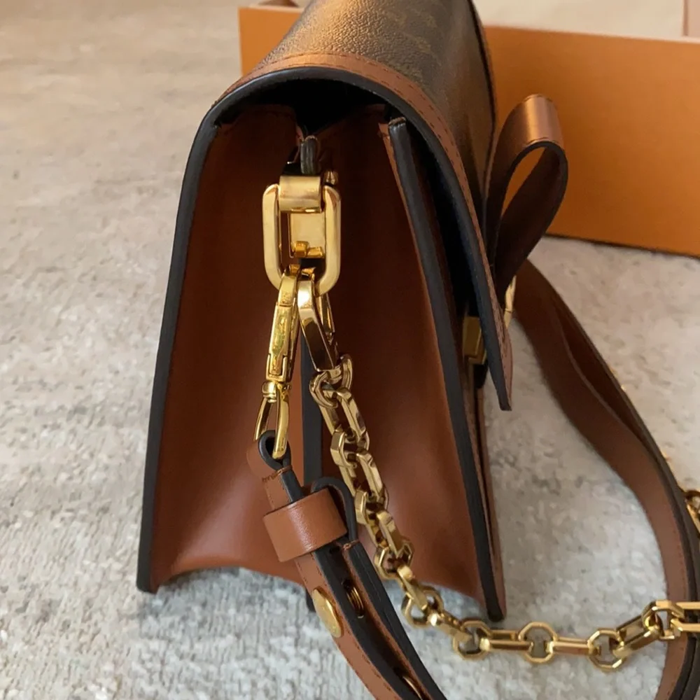 Louis Vuitton Dauphine MM Reverse Monogram - Picture 11 of 16